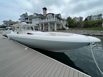 47' Intrepid 2014 Yacht For Sale